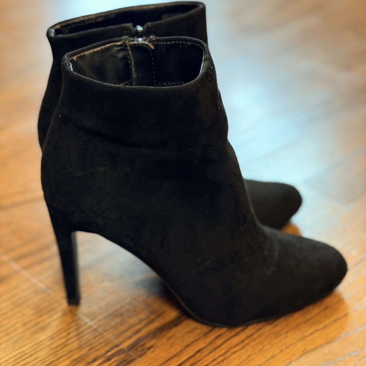 Forever 21 Stiletto 4” Heel Ankle Boots Booties Black size 7