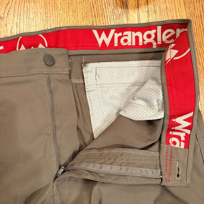 Wrangler Pants Men's 38x31 Green Flex Waist Cargo Hiking Straight 10NW788NB