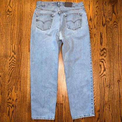 Levi SilverTab Straight Relaxed Jeans Vintage 1998 Made in USA 36x32 Light Wash