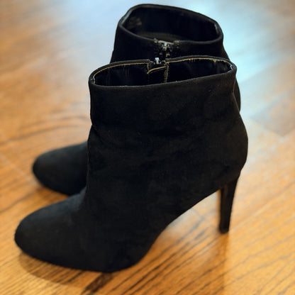 Forever 21 Stiletto 4” Heel Ankle Boots Booties Black size 7