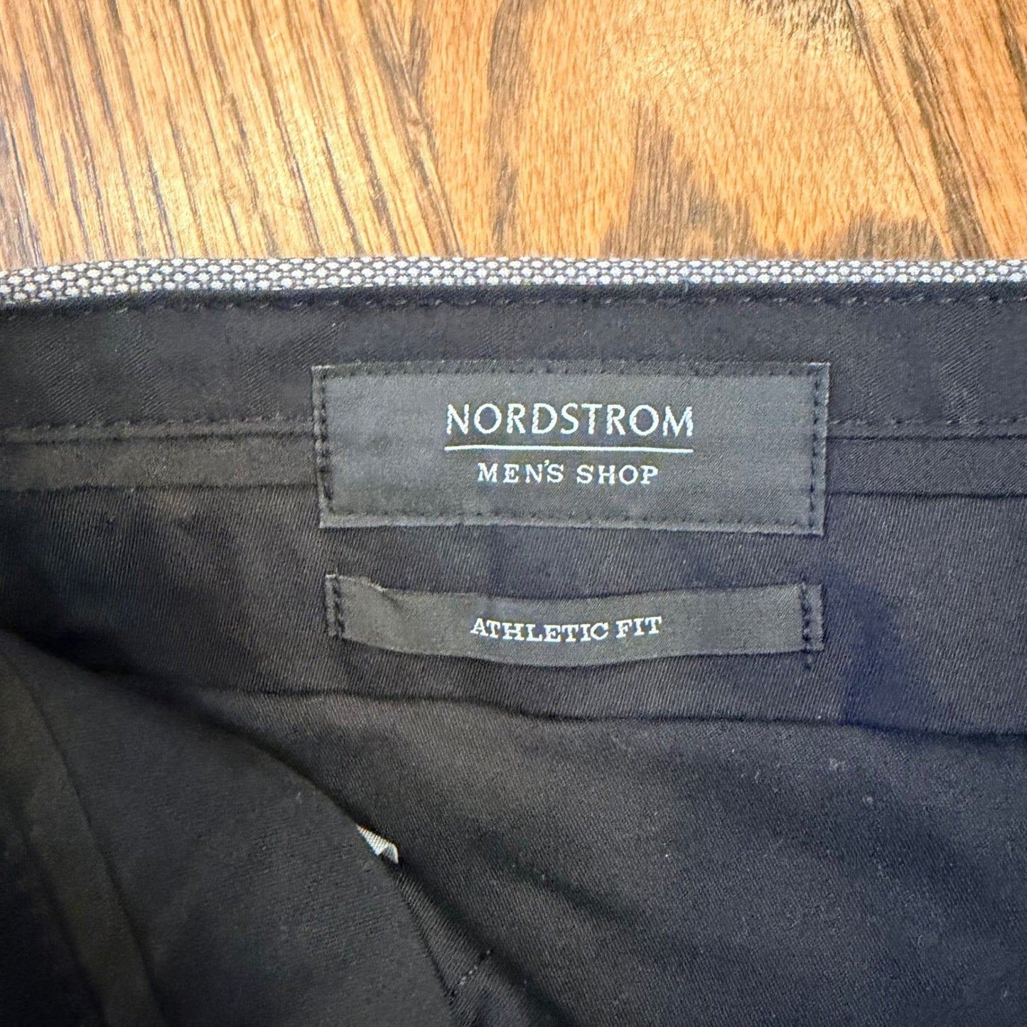 Nordstrom Mens Shop Athletic Fit Non-Iron Chino Pants 32W Blue Micro Pattern