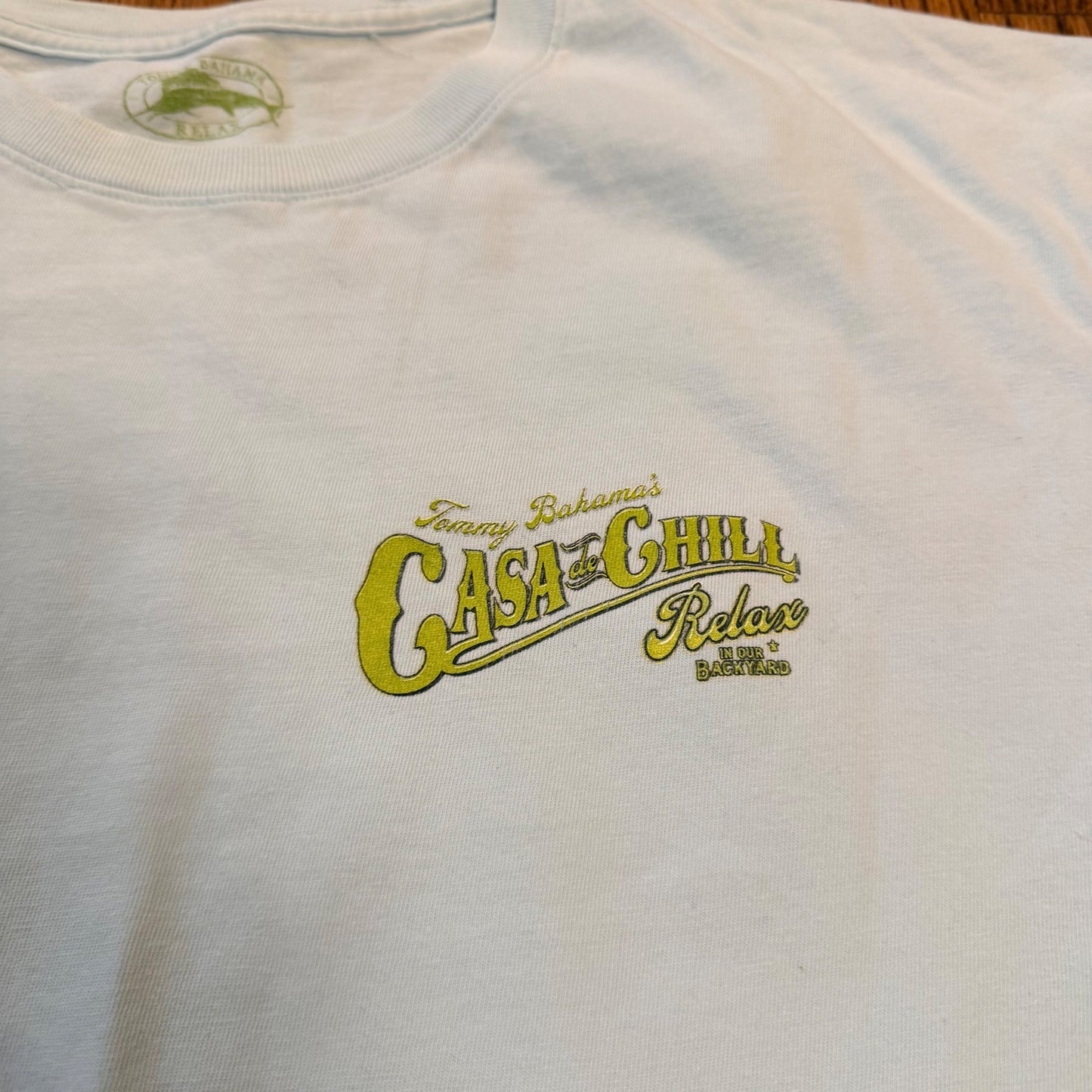 Tommy Bahama Relax Casa de Chill Graphic T-Shirt XL Light Blue Tropical Beach