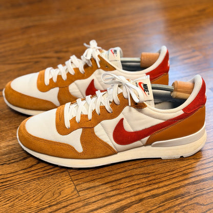 Nike Internationalist Retro Running Shoes Kumquat Orange CW7635-991 Size 11 Mens