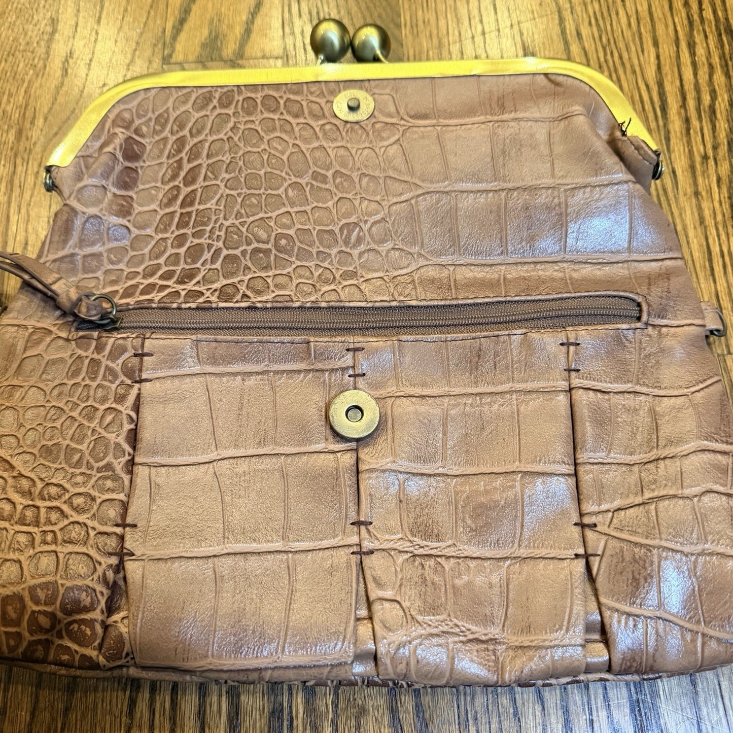 Jessica Simpson Brown Croc Bag Purse Clasp Snap Over Clutch Logo
