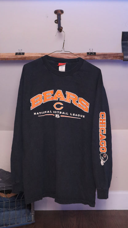 Vintage Chicago Bears Long Sleeve T-Shirt – NFL Team Apparel 90s Fanwear | The Attic Clothing