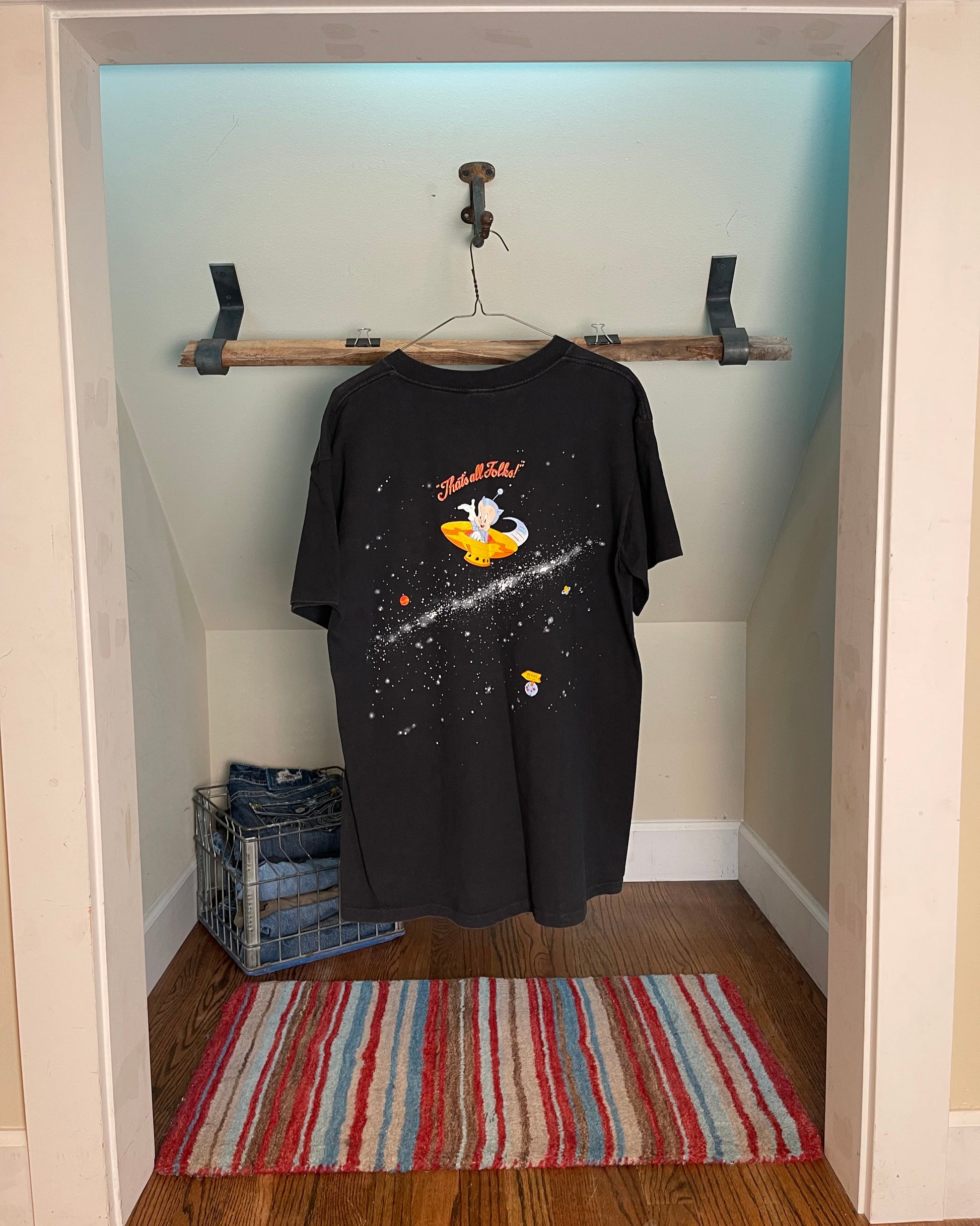 Back of vintage 90s tee with Porky Pig spaceship and “That’s All Folks!”